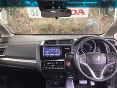 �ե���ȥ��饹���礭�����磻�ɤʻ볦�Ǳ�ž�⤷�䤹���ʤ�褦�ˡ��߷פ���Ƥ��ޤ��� 3