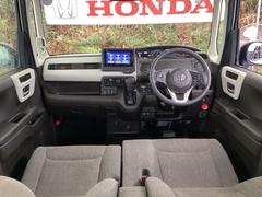 �ɥ饤�С����濴�˼����˼꤬�Ϥ����֤ˣ��ԥ��쥯�ȥ�С��䥨�������͡��������å��ʤɤ����֡��������ͥ��Ƥ��ޤ� 2