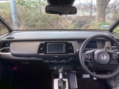 �ե���ȥ��饹���礭�����磻�ɤʻ볦�Ǳ�ž�⤷�䤹���ʤ�褦�ˡ��߷פ���Ƥ��ޤ��� 3