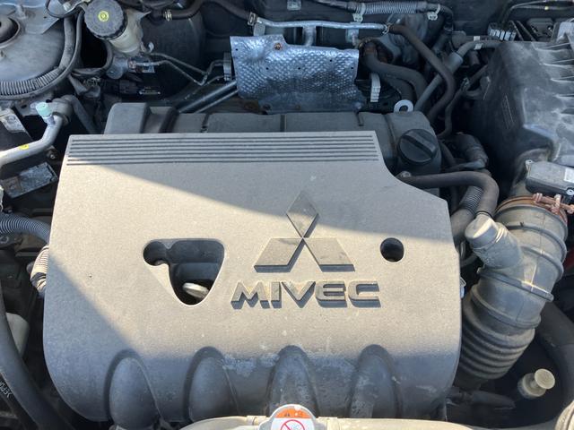 ＲＶＲ Ｇ　４ＷＤ　パドルシフト　シートカバー　ＳＤナビフルセグＴＶ　Ｂｌｕｅｔｏｏｔｈ対応　ＥＴＣ　社外アルミホイール　スマートキー　エンジンプッシュスタート　取扱説明書（33枚目）