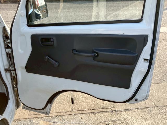 キャリイトラック ＫＣエアコン・パワステ　オートマ　ディスプレイオーディオ　ナビ　ライト類ＬＥＤ化　ＥＴＣ　３方開　メッキグリルカバー　メッキドアミラーカバー　ヘッドライトレベライザー（44枚目）