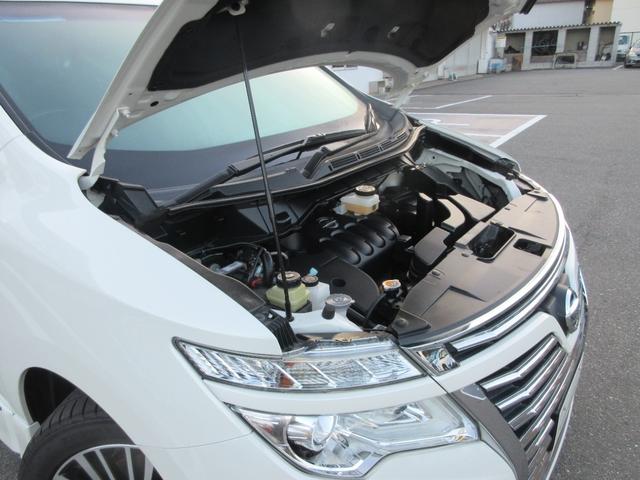 エルグランド ２．５　２５０ハイウェイスターＳ　後席モニター　ドラレコ　インテリジェントキー　クルコン　ＬＥＤヘッドランプ　サイドエアバック　盗難防止　ドライブレコーダ　バックモニター　ＥＴＣ車載器　メモリーナビ　定期点検記録簿　寒冷地仕様　ナビＴＶ　フルオートエアコン（33枚目）