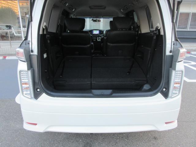 エルグランド ２．５　２５０ハイウェイスターＳ　後席モニター　ドラレコ　インテリジェントキー　クルコン　ＬＥＤヘッドランプ　サイドエアバック　盗難防止　ドライブレコーダ　バックモニター　ＥＴＣ車載器　メモリーナビ　定期点検記録簿　寒冷地仕様　ナビＴＶ　フルオートエアコン（40枚目）