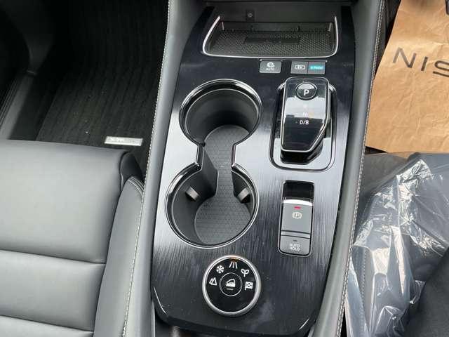 エクストレイル 1.5 G e-4ORCE 4WD メーカーナビ 全周囲モニター プロパイロ 試乗車 1オーナー パークアシスト 禁煙 寒冷地仕様 LEDヘッドランプ ナビTV スマートキー レーダークルーズ LKA キーフリー ETC 4WD アルミホイール メモリーナビ 記録簿 PS PW(20枚目)