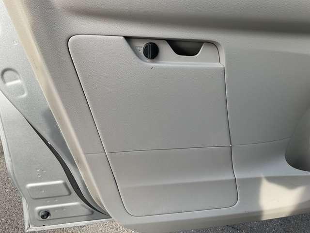 デイズ ６６０　Ｘ　全周囲モニター　ハイビームアシスト　衝突　アラウンドＭ　踏み間違え防止　スマートキー　イモビライザー　バックカメラ　１オーナー　レーンキープ　アイドリングストップ　キーレス　フルオートエアコン　ＷＡＢ　記録簿　運転席エアバック　ＰＳ　ＡＢＳ（27枚目）