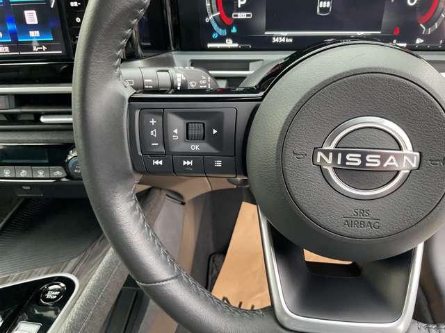 オーラ １．２　Ｇ　レザーエディション　メモリーナビ　全周囲モニター　スマートル　ワンオーナ　追突防止　車線逸脱警報装置　ＬＥＤ　盗難防止　記録簿　バックモニター　インテリジェントキー　メモリーナビゲーション　ＡＷ　キーレスエントリー　オートエアコン　ＡＢＳ　パワーウィンドウ（13枚目）