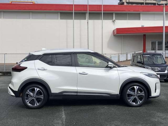 キックス １．２　Ｘ　（ｅ－ＰＯＷＥＲ）　ワンオーナー車・認定中古車・プロパイロッ　ナビ＆ＴＶ　ワンオ－ナ－車　追従クルコン　スマートキー　ＬＥＤヘッド　レーンアシスト　パワーステアリング　盗難防止システム　ドライブレコーダー　ＥＴＣ　整備記録簿有　メモリーナビ　サイドエアバッグ（6枚目）