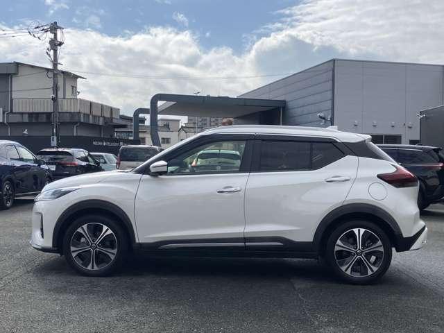 キックス １．２　Ｘ　（ｅ－ＰＯＷＥＲ）　ワンオーナー車・認定中古車・プロパイロッ　ナビ＆ＴＶ　ワンオ－ナ－車　追従クルコン　スマートキー　ＬＥＤヘッド　レーンアシスト　パワーステアリング　盗難防止システム　ドライブレコーダー　ＥＴＣ　整備記録簿有　メモリーナビ　サイドエアバッグ（8枚目）