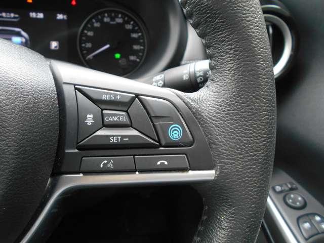 キックス １．２　Ｘ　（ｅ－ＰＯＷＥＲ）　ワンオーナー車・認定中古車・プロパイロッ　ナビ＆ＴＶ　ワンオ－ナ－車　追従クルコン　スマートキー　ＬＥＤヘッド　レーンアシスト　パワーステアリング　盗難防止システム　ドライブレコーダー　ＥＴＣ　整備記録簿有　メモリーナビ　サイドエアバッグ（17枚目）