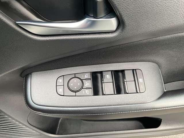 ノート 1.2 X アラウンドビューモニター リアカメラ 衝突被害軽減ブレ-キ 全方位カメラ ETC付 LEDヘッドライト レーンアシスト インテリジェントキー ワンオーナー ドラレコ アイドリングストップ 整備記録簿 盗難防止システム TVナビ(13枚目)