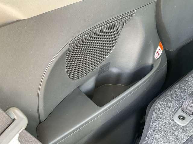 タント ６６０　カスタム　Ｘ　メモリーナビ　ＤＶＤ再生機能　左側パワスラ　記録簿付き　１オーナー　キーレスＥ　エアバック　ＡＷ　オ－トエアコン　フルセグ　メモリナビ　ＡＢＳ　イモビ　ナビテレビ　Ｉストップ　ＰＳ　ＰＷ　ＷエアＢ（31枚目）