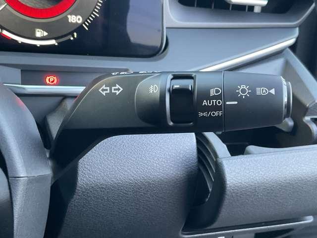 オーラ １．２　Ｇ　試乗車ＵＰ　メモリーナビ　全周囲モニター　フルセグテレビ　ハイビームアシスト　ＥＴＣ車載器　アルミ　展示試乗車ＵＰ　ＬＤＷ　ＬＥＤライト　バックモニター　エアバッグ　サイドエアバッグ　記録簿　ＡＢＳ（25枚目）