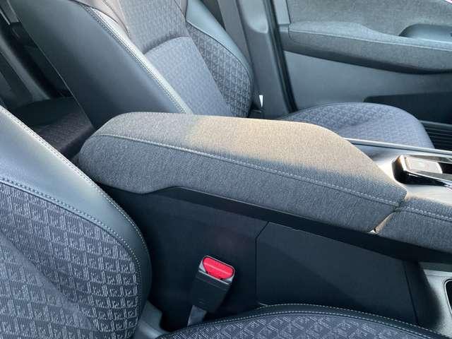 オーラ １．２　Ｇ　試乗車ＵＰ　メモリーナビ　全周囲モニター　フルセグテレビ　ハイビームアシスト　ＥＴＣ車載器　アルミ　展示試乗車ＵＰ　ＬＤＷ　ＬＥＤライト　バックモニター　エアバッグ　サイドエアバッグ　記録簿　ＡＢＳ（30枚目）