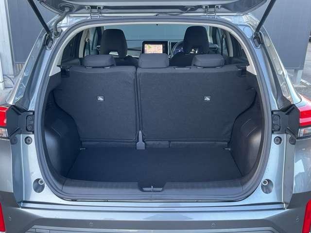 ノート １．２　Ｘ　試乗車ＵＰ　メモリーナビ　全周囲モニター　助手席エアバック　ＰＳ　ＰＷ　盗難防止　地デジ　キーフリーシステム　【ＬＥＤヘッドライト】　ＡＡＣ　記録簿付き　ワンオ－ナ－車　オートハイビーム　バックカメラ（37枚目）