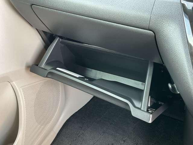 �Ԍ��ؓ���ȂǁA���낢��ȕ������[�ł��܂��B