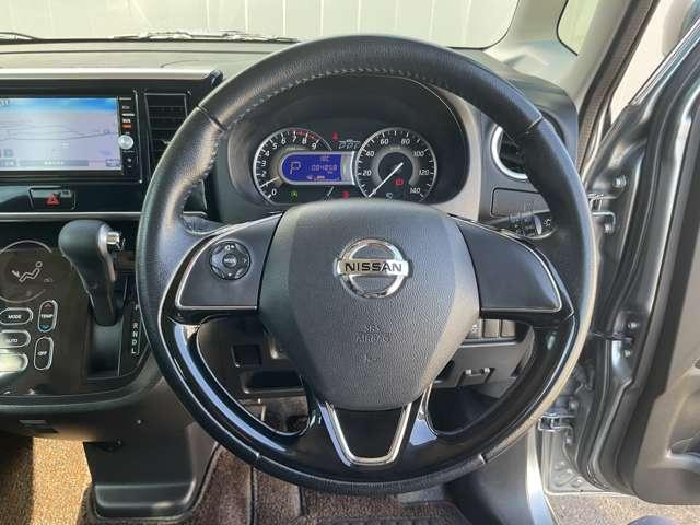 �h���C�o�[�ڐ��́@�n���h������ł�