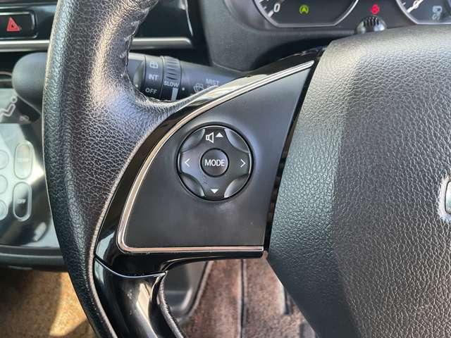 �n���h�����암�@�I�[�f�B�I�R���g���[���X�C�b�`�Ŏ茳�Ń{�����[�������Ȃǂ�����ł��܂�