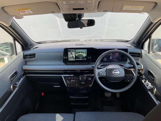 サクラ Ｘ　メモリーナビ　全周囲モニター　オートハイビーム　地デジ　スマキー　ＥＴＣ付　レーンキープアシスト　フルオートエアコン　ＬＥＤヘッドライト　サイドエアバッグ　記録簿　バックカメラ　キーレス　メモリーナビ（3枚目）