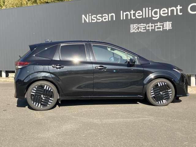 オーラ １．２　Ｇ　試乗車ＵＰ　コネクトナビ　全周囲カメラ　ワンオ－ナ－車　衝突軽減ブレーキ　フルセグＴＶ　試乗車アップ　インテリキー　ＬＫＡ　禁煙　カーテンエアバッグ　ＥＴＣ　ナビＴＶ　サイドカメラ　パワーウィンドウ（8枚目）