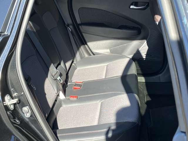 オーラ １．２　Ｇ　試乗車ＵＰ　コネクトナビ　全周囲カメラ　ワンオ－ナ－車　衝突軽減ブレーキ　フルセグＴＶ　試乗車アップ　インテリキー　ＬＫＡ　禁煙　カーテンエアバッグ　ＥＴＣ　ナビＴＶ　サイドカメラ　パワーウィンドウ（25枚目）