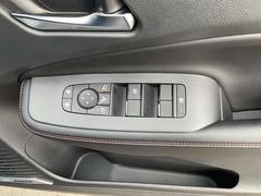 ���ʥѥ������ɥ��ȤʤäƤ��ޤ�����ž�ʤϥ����ȤˤʤäƤ���Τǥ�󥿥å����Ĥ��뤳�Ȥ�����ޤ��� 6