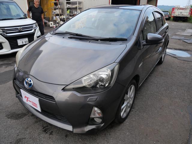 アクア Gブラックソフトレザーセレクション スマートキー プッシュスタート ナビ バックモニター フルセグ ETC 純正16インチアルミホイール オートエアコン パワーステアリング(2枚目)