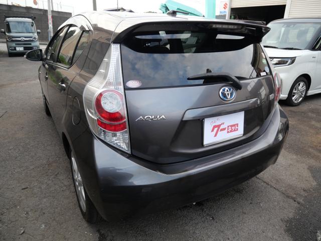 アクア Gブラックソフトレザーセレクション スマートキー プッシュスタート ナビ バックモニター フルセグ ETC 純正16インチアルミホイール オートエアコン パワーステアリング(7枚目)