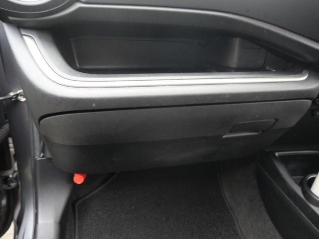 アクア Gブラックソフトレザーセレクション スマートキー プッシュスタート ナビ バックモニター フルセグ ETC 純正16インチアルミホイール オートエアコン パワーステアリング(19枚目)