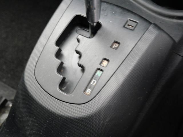 アクア Gブラックソフトレザーセレクション スマートキー プッシュスタート ナビ バックモニター フルセグ ETC 純正16インチアルミホイール オートエアコン パワーステアリング(32枚目)