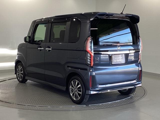 N-BOXカスタム L 純正ナビ フルセグ リアカメラ Pソナー サイドエアバッグ ナビTV Aストップ シートヒータ ベンチシート キーフリーシステム LEDライト クルーズコントロール AC DVD視聴可能 スマキー(10枚目)