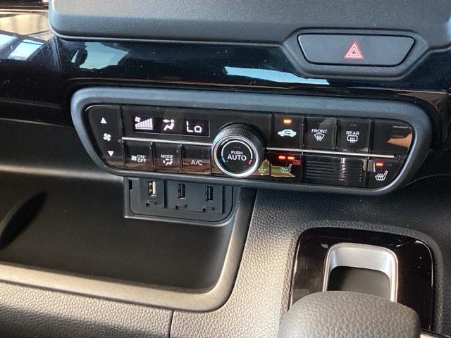 N-BOXカスタム L 純正ナビ フルセグ リアカメラ Pソナー サイドエアバッグ ナビTV Aストップ シートヒータ ベンチシート キーフリーシステム LEDライト クルーズコントロール AC DVD視聴可能 スマキー(13枚目)