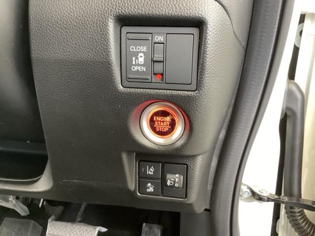 N-BOXカスタム L 純正メモリーナビ ドラレコ リアカメラ Pソナー サイドエアバッグ ナビTV Aストップ シートヒータ ベンチシート 点検記録簿 キーフリーシステム LEDライト クルーズコントロール AC スマキー(43枚目)