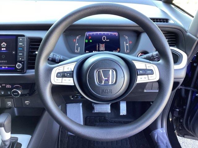 フィット ホーム 純正メモリーナビ リアカメラ ETC 記録簿 衝突軽減 ソナー USB接続 AAC 横滑り防止機能 サイドエアバック オートライト LEDライト クルーズコントロール パワーウィンドウ スマキー(14枚目)