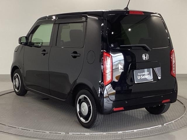 後退時にもバックの確認がしやすい設計になっています。