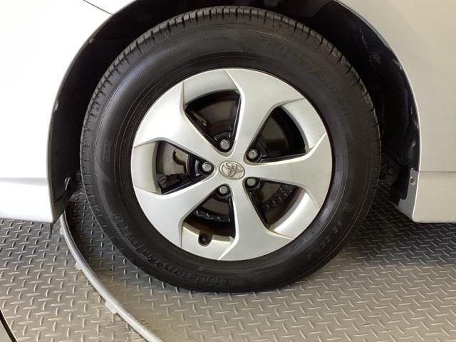 プリウス Ｇ　純正ＨＤＤナビ　リアカメラ　ＥＴＣ　Ａストップ　Ｒカメラ　スマ－トキ－　パワーステアリング　エアバック　ナビ＆ＴＶ　電動パワーシート　サイドエアバック　ＡＡＣ　整備記録簿　クルコン　イモビライザー（21枚目）