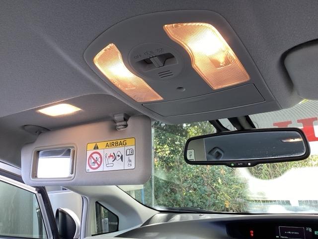 プリウス Ｇ　純正ＨＤＤナビ　リアカメラ　ＥＴＣ　Ａストップ　Ｒカメラ　スマ－トキ－　パワーステアリング　エアバック　ナビ＆ＴＶ　電動パワーシート　サイドエアバック　ＡＡＣ　整備記録簿　クルコン　イモビライザー（45枚目）