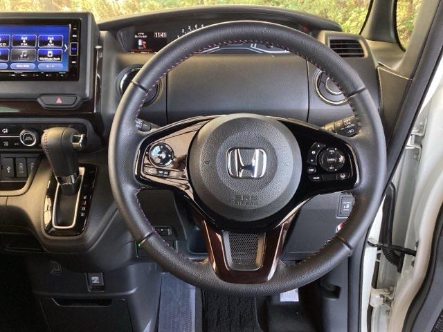 Ｎ－ＢＯＸカスタム Ｌターボ　純正ナビ　フルセグ　リアカメラ　地デジチューナー　衝突軽減ブレーキサポート　ＬＥＤヘッドライ　アイドリングＳ　ターボエンジン　ＰＳ　カーテンエアバック　シートヒータ　エアバック　ＵＳＢ　ＡＡＣ　ＡＢＳ（18枚目）