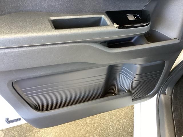 Ｎ－ＢＯＸカスタム Ｌターボ　純正ナビ　フルセグ　リアカメラ　地デジチューナー　衝突軽減ブレーキサポート　ＬＥＤヘッドライ　アイドリングＳ　ターボエンジン　ＰＳ　カーテンエアバック　シートヒータ　エアバック　ＵＳＢ　ＡＡＣ　ＡＢＳ（41枚目）