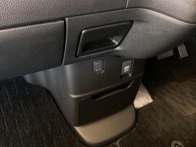 Ｎ－ＢＯＸカスタム Ｌターボ　純正ナビ　フルセグ　リアカメラ　地デジチューナー　衝突軽減ブレーキサポート　ＬＥＤヘッドライ　アイドリングＳ　ターボエンジン　ＰＳ　カーテンエアバック　シートヒータ　エアバック　ＵＳＢ　ＡＡＣ　ＡＢＳ（46枚目）