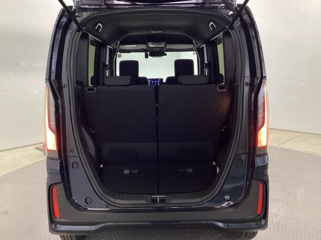 Ｎ－ＢＯＸカスタム ベースグレード　メモリーナビ　ドラレコ　リアカメラ　ＥＴＣ　Ｗ電動ドア　ＵＳＢ接続　ＣＭＢＳ　Ｄレコ　ベンチシート　オートエアコン　スマートキ　ＬＥＤ　盗難防止装置　クルコン　バックカメラ　フルセグＴＶ　エアバッグ（22枚目）