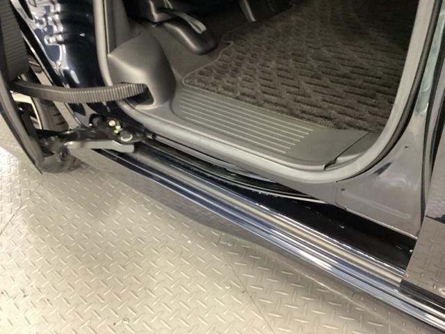 Ｎ－ＢＯＸカスタム ベースグレード　メモリーナビ　ドラレコ　リアカメラ　ＥＴＣ　Ｗ電動ドア　ＵＳＢ接続　ＣＭＢＳ　Ｄレコ　ベンチシート　オートエアコン　スマートキ　ＬＥＤ　盗難防止装置　クルコン　バックカメラ　フルセグＴＶ　エアバッグ（32枚目）