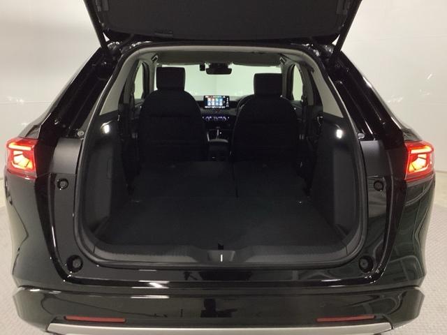 ヴェゼル ｅ：ＨＥＶＺ　メモリーナビ　ドラレコ　リアカメラ　ＥＴＣ　衝突回避支援ブレーキ機能　スマキ　Ｐトランク　フルオートエアコン　Ｄレコ　エアバッグ　両席エアバック　Ｒカメ　パワーウィンドウ　ＬＥＤランプ　ソナー　ＵＳＢ（23枚目）