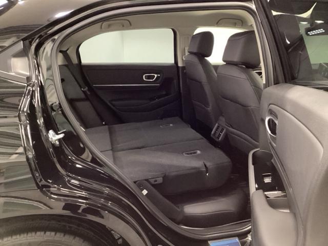 ヴェゼル ｅ：ＨＥＶＺ　メモリーナビ　ドラレコ　リアカメラ　ＥＴＣ　衝突回避支援ブレーキ機能　スマキ　Ｐトランク　フルオートエアコン　Ｄレコ　エアバッグ　両席エアバック　Ｒカメ　パワーウィンドウ　ＬＥＤランプ　ソナー　ＵＳＢ（25枚目）