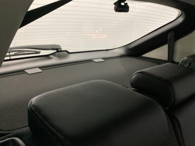 ヴェゼル ｅ：ＨＥＶＺ　メモリーナビ　ドラレコ　リアカメラ　ＥＴＣ　衝突回避支援ブレーキ機能　スマキ　Ｐトランク　フルオートエアコン　Ｄレコ　エアバッグ　両席エアバック　Ｒカメ　パワーウィンドウ　ＬＥＤランプ　ソナー　ＵＳＢ（31枚目）