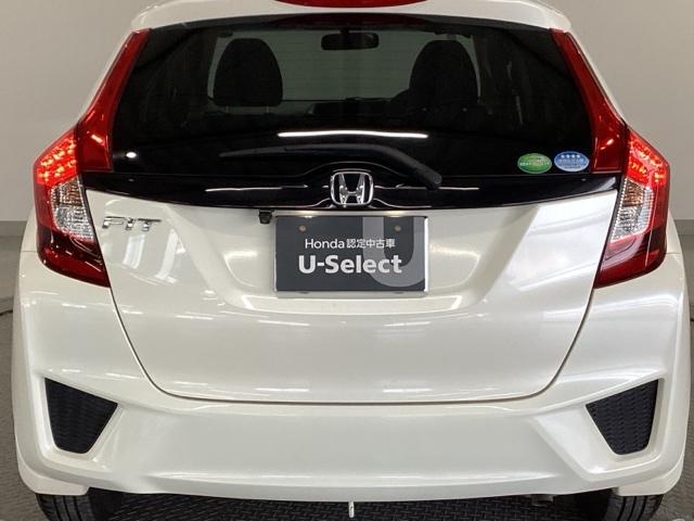 フィット １３Ｇ・Ｌパッケージ　ナビ　フルセグ　リアカメラ　盗難警報装置　Ｂカメ　Ｓキー　フルオートエアコン　リモコンキー　横滑り防止機能　エアバック　アイスト　ＥＴＣ付き　パワーウィンド　Ｗエアバッグ　ＬＥＤヘッドランプ　ＡＢＳ（32枚目）