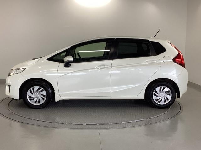 フィット １３Ｇ・Ｌパッケージ　ナビ　フルセグ　リアカメラ　盗難警報装置　Ｂカメ　Ｓキー　フルオートエアコン　リモコンキー　横滑り防止機能　エアバック　アイスト　ＥＴＣ付き　パワーウィンド　Ｗエアバッグ　ＬＥＤヘッドランプ　ＡＢＳ（35枚目）