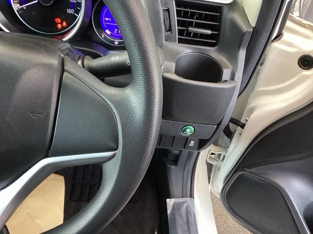 フィット １３Ｇ・Ｌパッケージ　ナビ　フルセグ　リアカメラ　盗難警報装置　Ｂカメ　Ｓキー　フルオートエアコン　リモコンキー　横滑り防止機能　エアバック　アイスト　ＥＴＣ付き　パワーウィンド　Ｗエアバッグ　ＬＥＤヘッドランプ　ＡＢＳ（46枚目）