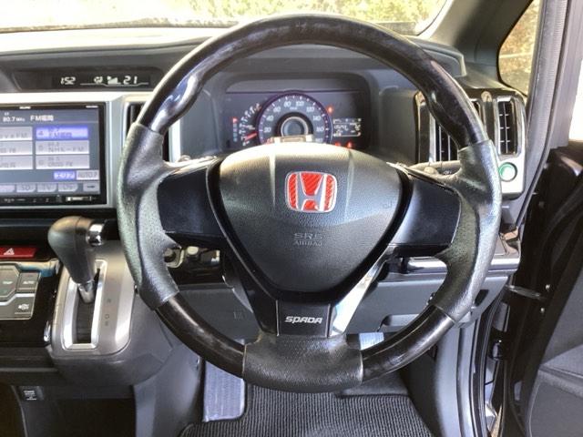 ステップワゴンスパーダ Z ナビ 両側電動スライドドア リアカメラ 横滑防止 エアロ イモビ スマキー バックモニタ- キーフリー パワーウィンド ETC付 ワンセグ エアコン 運転席助手席エアバック エアバック ABS PS(19枚目)