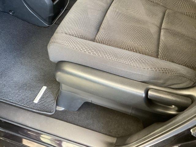 ステップワゴンスパーダ Z ナビ 両側電動スライドドア リアカメラ 横滑防止 エアロ イモビ スマキー バックモニタ- キーフリー パワーウィンド ETC付 ワンセグ エアコン 運転席助手席エアバック エアバック ABS PS(42枚目)