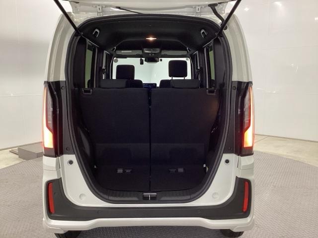 Ｎ－ＢＯＸカスタム ベースグレード　ＨｏｎｄａＣＯＮＮＥＣＴ対応純正メモリーナビ　ＵＳＢ接続　ＣＭＢＳ　Ｄレコ　ベンチシート　オートエアコン　スマートキ　ＬＥＤ　盗難防止装置　クルコン　ＥＴＣ　バックカメラ　フルセグＴＶ　エアバッグ（22枚目）